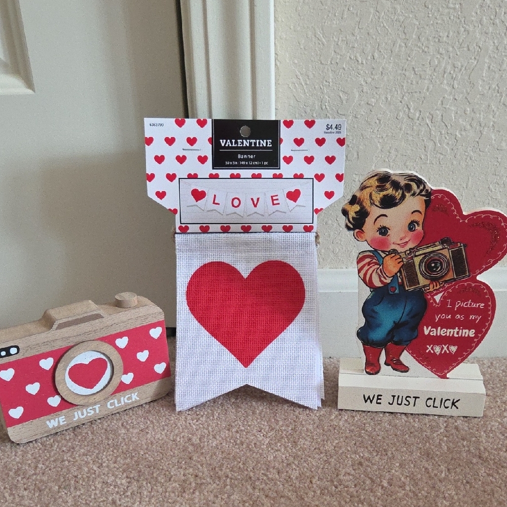 Valentine's Decor Set